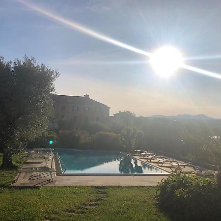 Villa Elena Appartamento In Villa Montinelle エクステリア 写真
