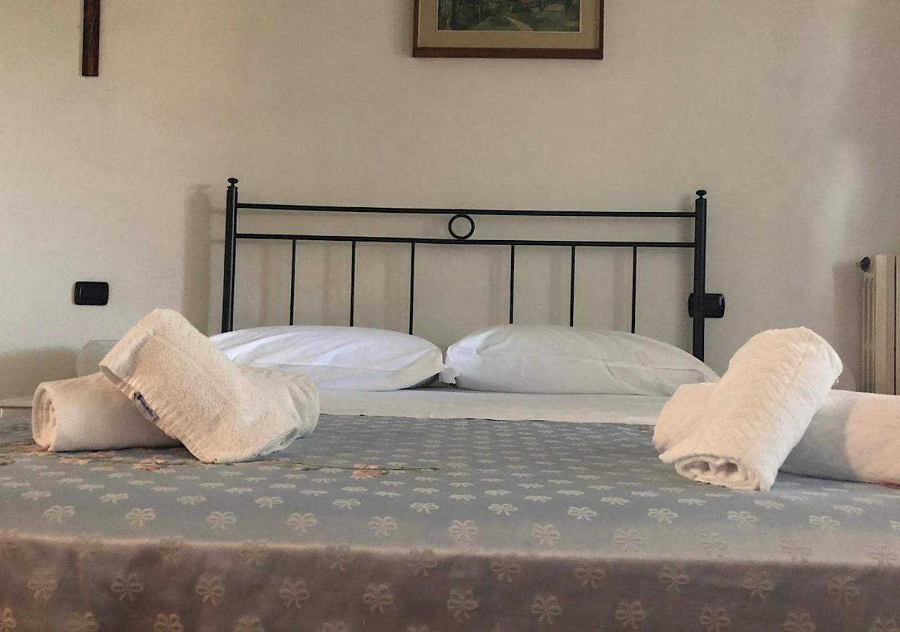 Villa Elena Appartamento In Villa Montinelle エクステリア 写真